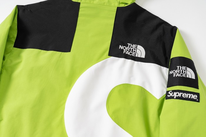 Supreme x The North Face S logo Mountain Jacket
