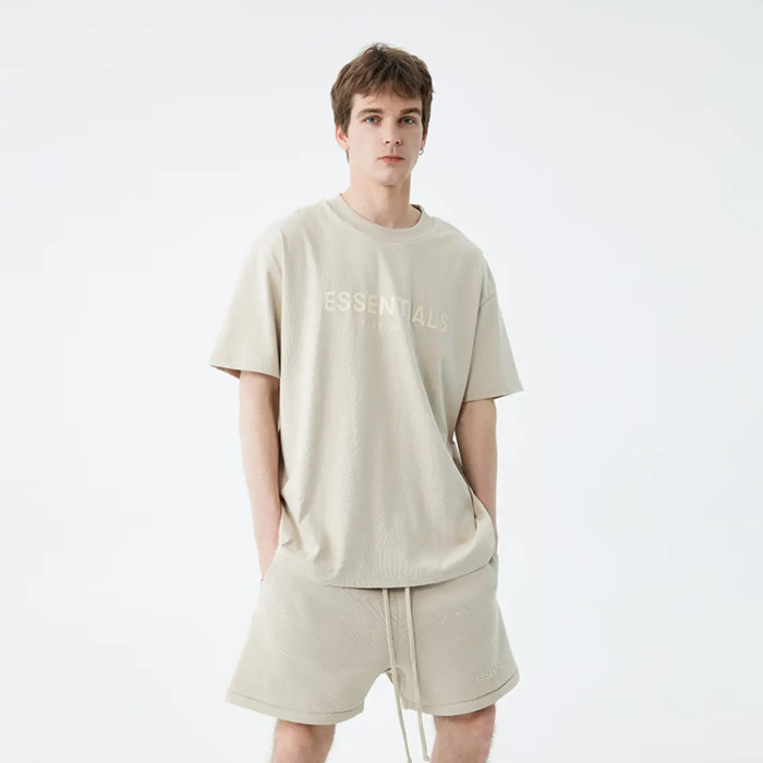 FOG Fear of God 22 replica dual -hushed short -sleeved ESSENTIALS T -shirt wheat-colored