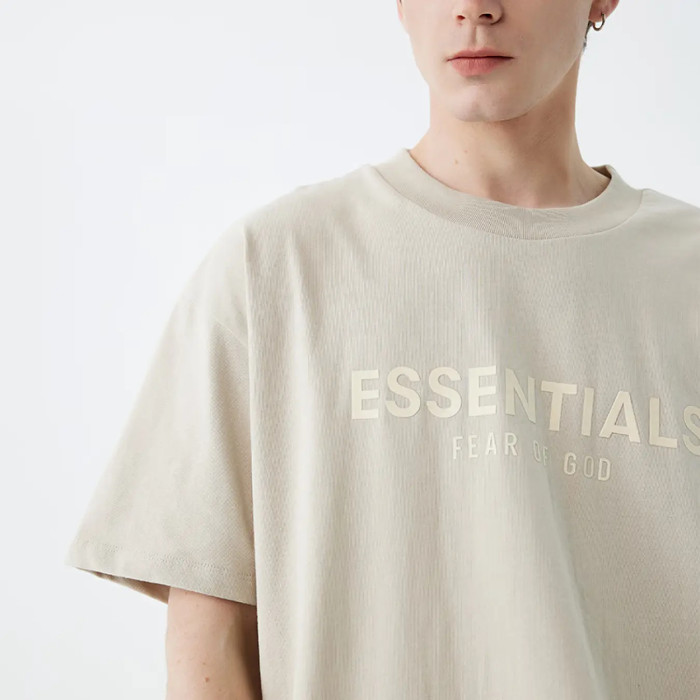 FOG Fear of God 22 replica dual -hushed short -sleeved ESSENTIALS T -shirt wheat-colored