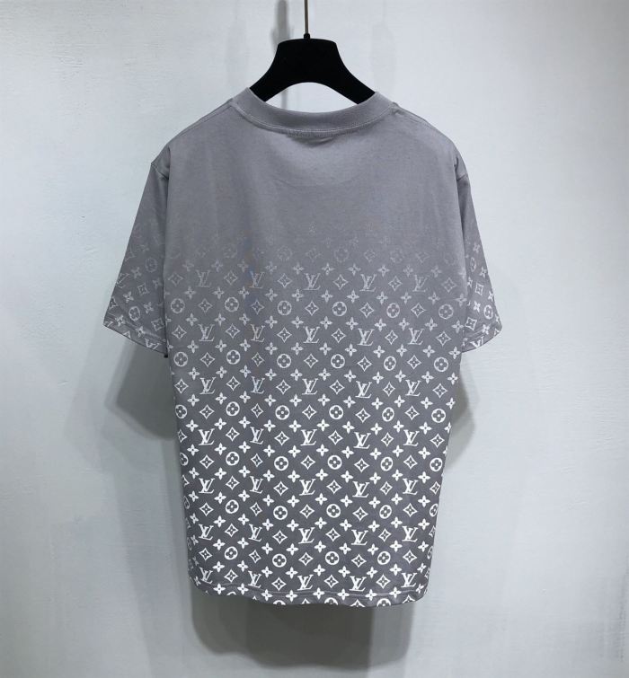 LOUIS VUITTON LVSE MONOGRAM GRADIENT T-SHIRT – LVTS055