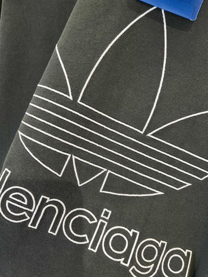 BALENCIAGA ADIDAS T-SHIRT OVERSIZED IN GREEN – BAS018