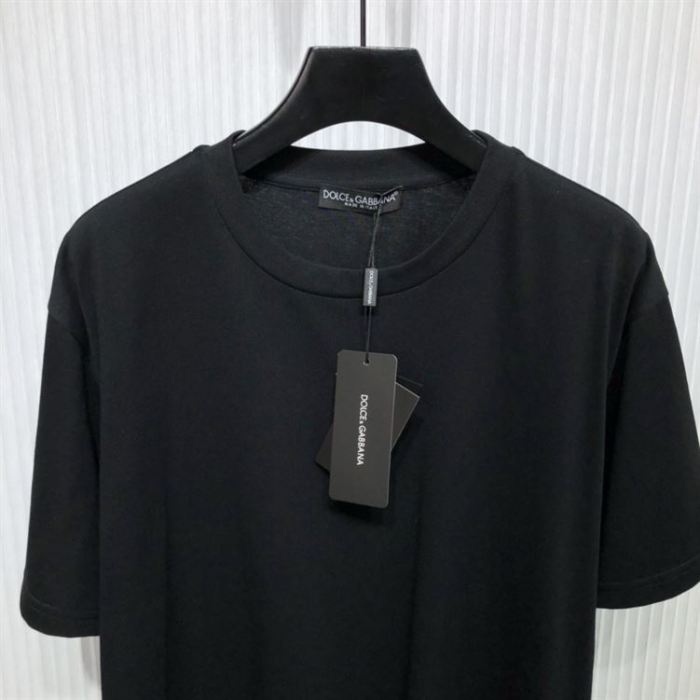 DOLCE & GABBANA COTTON T-SHIRT WITH METALLIC DG LOGO – DT015