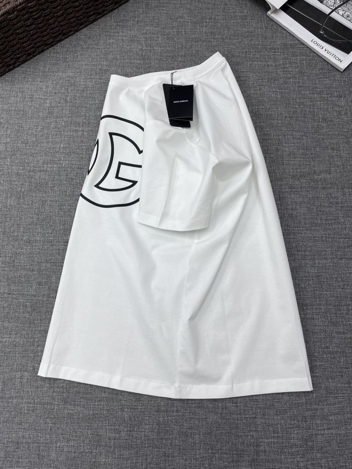 DOLCE & GABBANA COTTON T-SHIRT WITH DG PATCH – DT010