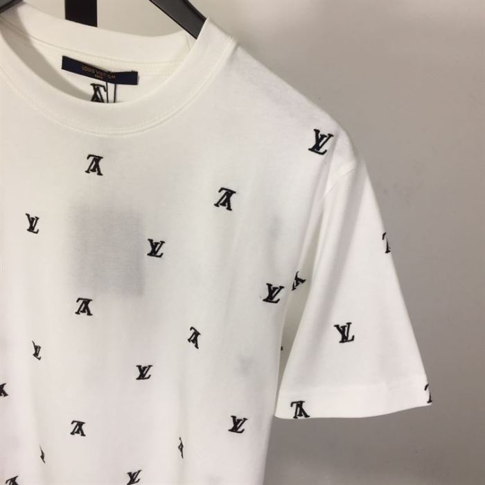 LOUIS VUITTON T-SHIRT – LVTS067