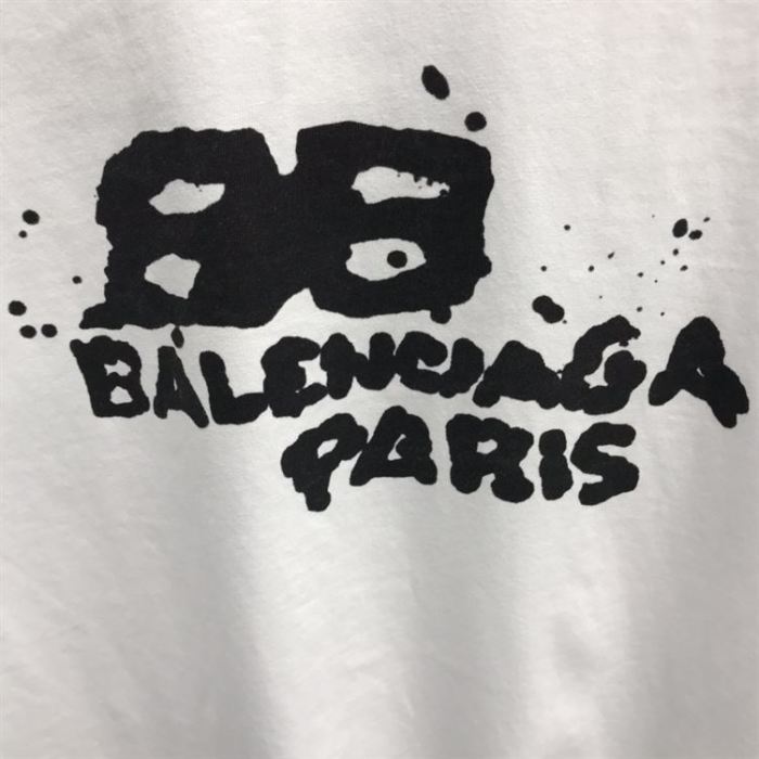 BALENCIAGA HAND DRAWN BB ICON T-SHIRT MEDIUM FIT IN WHITE – BAS014