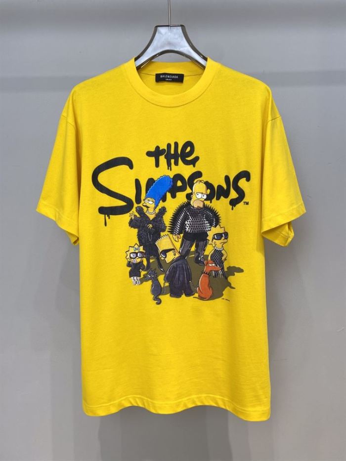 BALENCIAGA MEN’S THE SIMPSONS TM & © 20TH TELEVISION T-SHIRT OVERSIZED IN YELLOW – BAS007