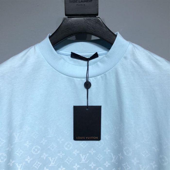 LOUIS VUITTON LVSE MONOGRAM GRADIENT T-SHIRT – LVTS044