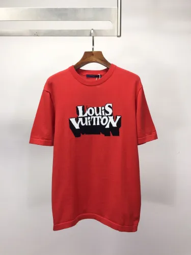 LOUIS VUITTON GRAPHIC SHORT-SLEEVED T-SHIRT – LVTS030
