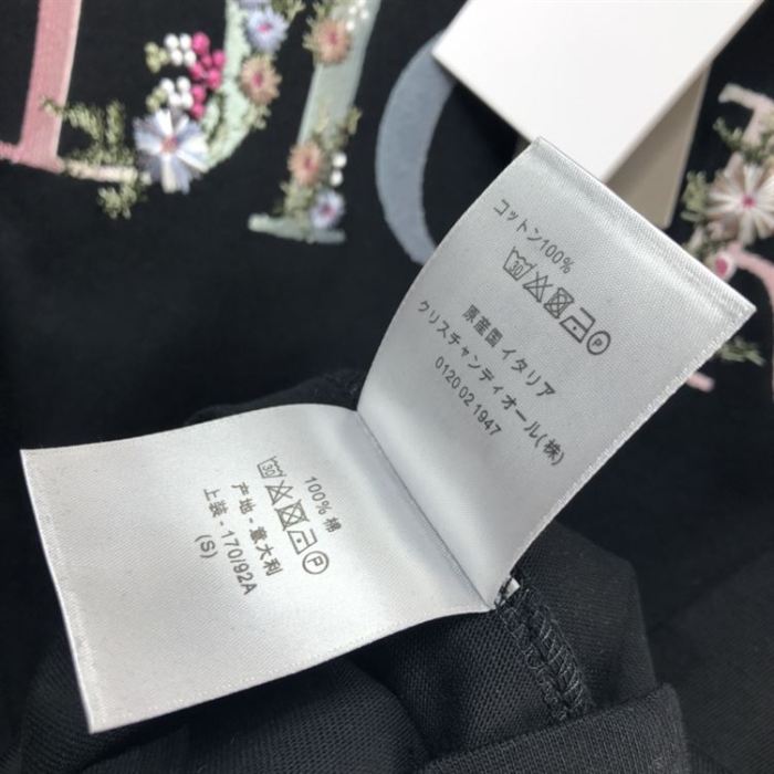 DIOR FLOWER LOGO T-SHIRT – DOT004
