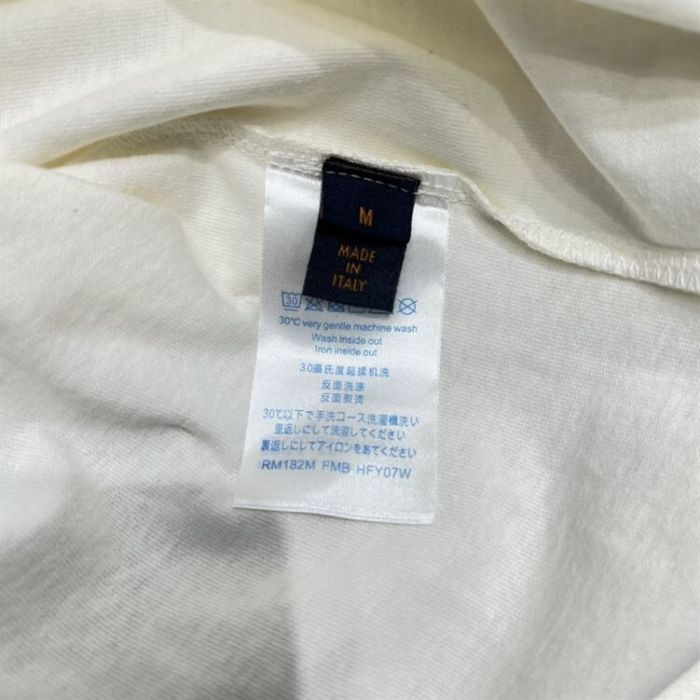 LOUIS VUITTON X NIGO EMBROIDERED MOCKNECK WHITE T-SHIRT – LVTS056