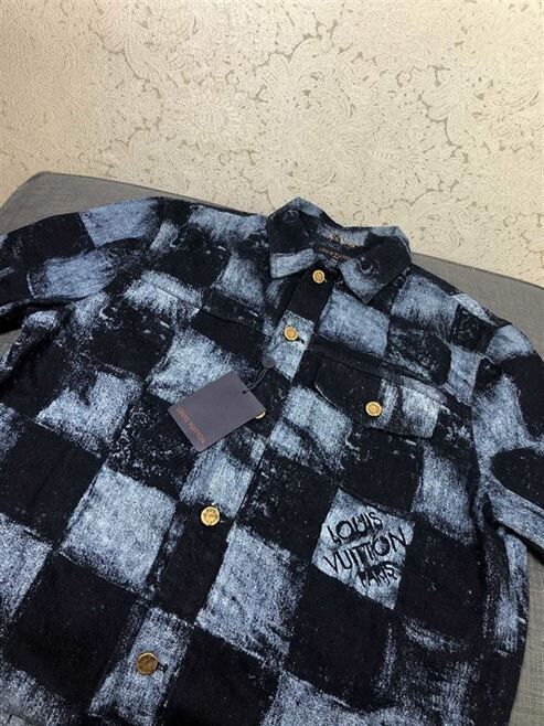 LOUIS VUITTON DAMIER SALT PRINT SHORT SLEEVE SHIRT – LVTS060