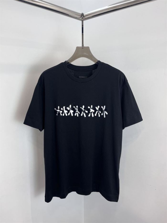 GIVENCHY SLIM FIT T-SHIRT WITH TAG EFFECT – GTS009