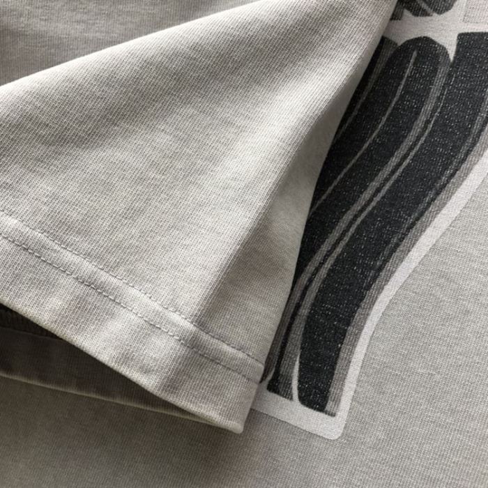 LOUIS VUITTON GRAPHIC LV SIGNATURE T-SHIRT – LVTS071