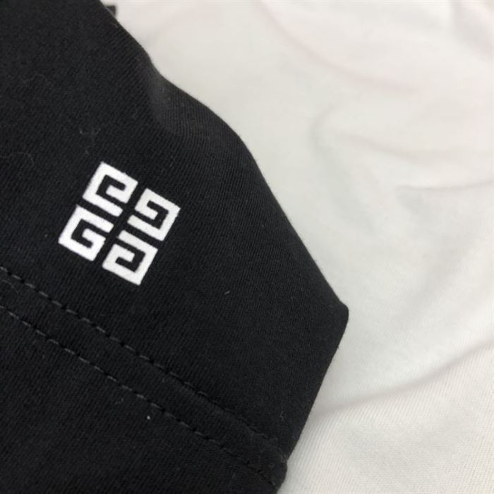 GIVENCHY REVERSE OVERSIZED T-SHIRT IN BLACK – GTS008