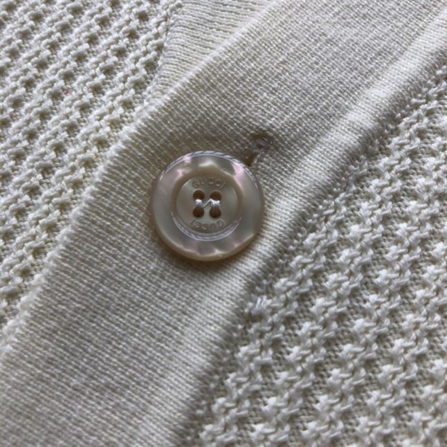 GUCCI KNIT COTTON CARDIGAN WITH PATCH – GCK043