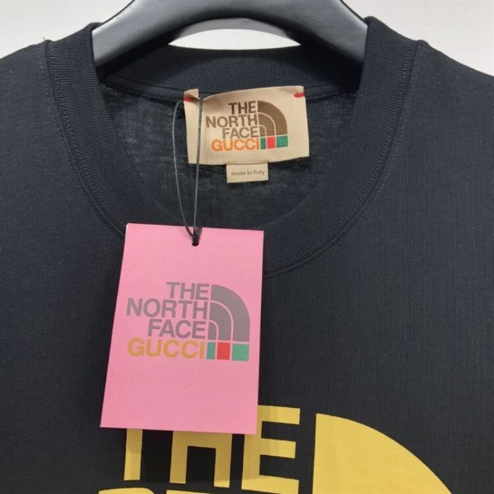THE NORTH FACE X GUCCI OVERSIZE T-SHIRT IN BLACK – GGS002