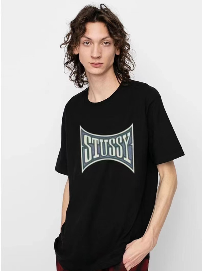 STUSSY  LOGO TEE BLACK