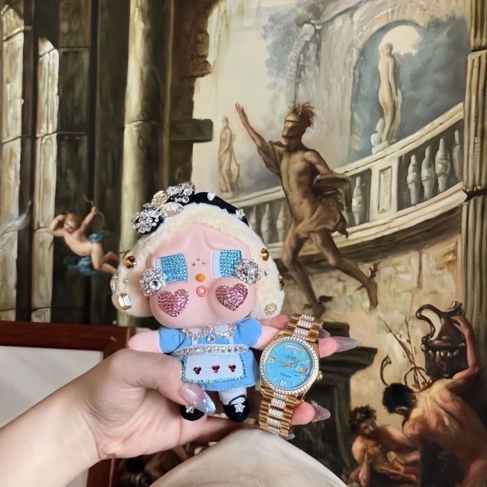 Swarovski Popmart Plush Crying Again