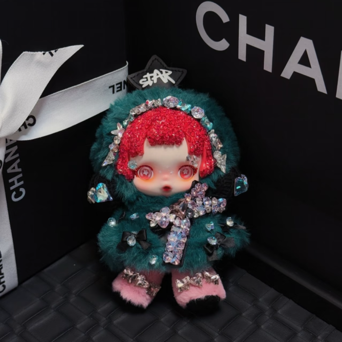 Swarovski Popmart Plush SKULLPANDA Winter Symphony