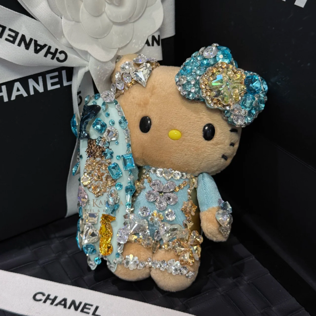 Swarovski SANRIO Plush Hello Kitty