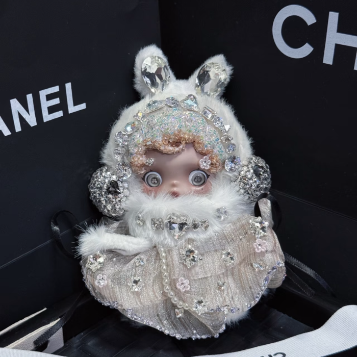 Swarovski Popmart Plush  L' impressionnisme SKULLPANDA