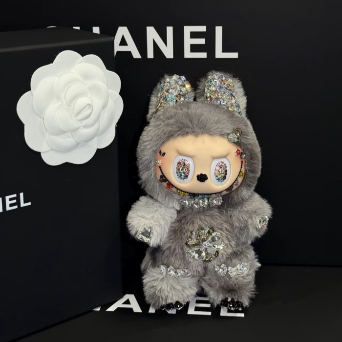 Swarovski Popmart Plush Labubu 3.0 Big into Energy