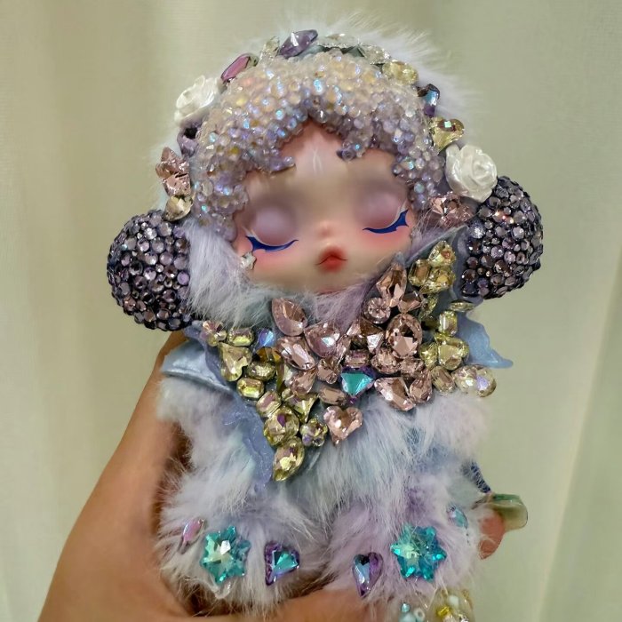 Swarovski Popmart Plush  L' impressionnisme SKULLPANDA