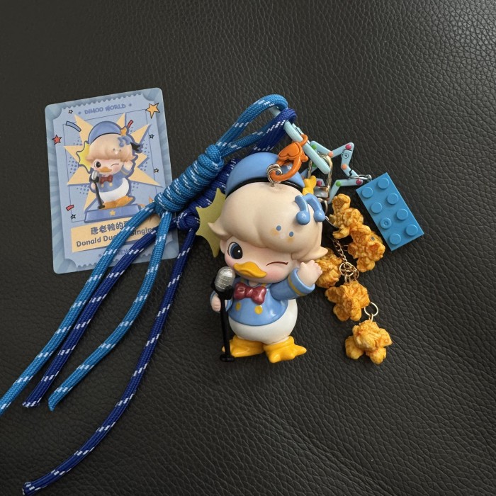 Bag Charms DIMOO WORLD DISNEY