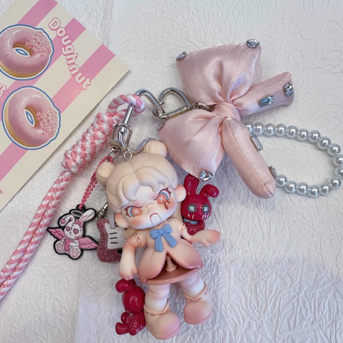 Bag Charms DORA AN IDEAL WORLD