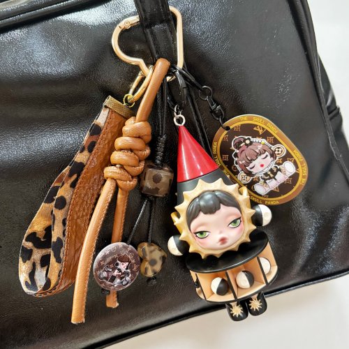 Bag Charms SKULLPANDA IMAGE OF REALITY