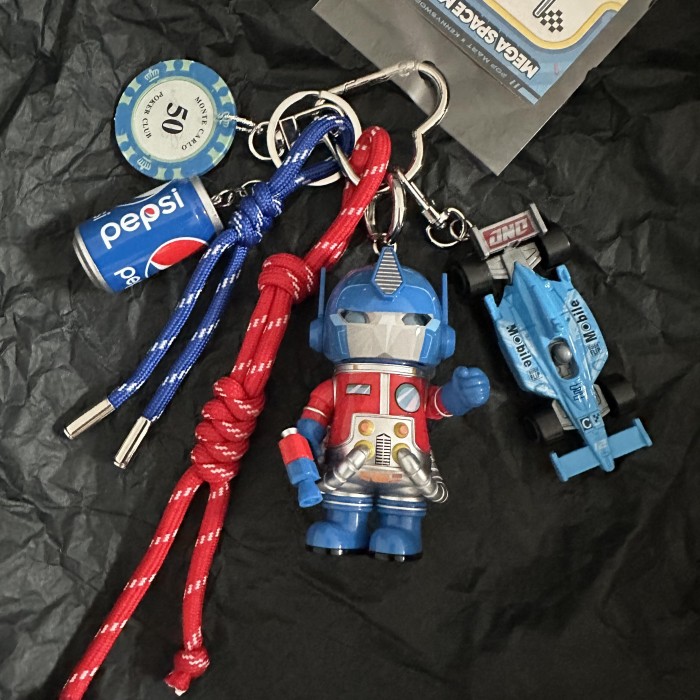 Bag Charms MEGA SPACE MOLLY100% 4.0