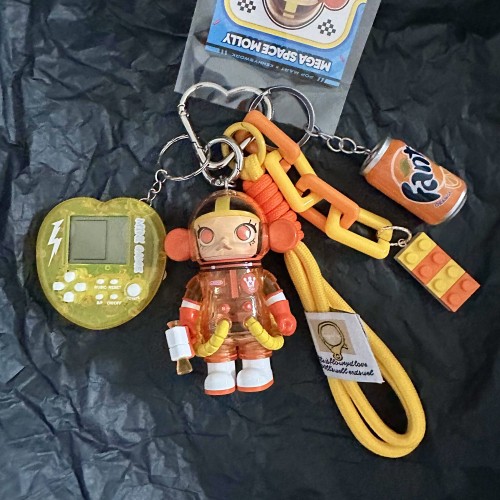 Bag Charms MEGA SPACE MOLLY100% 4.0