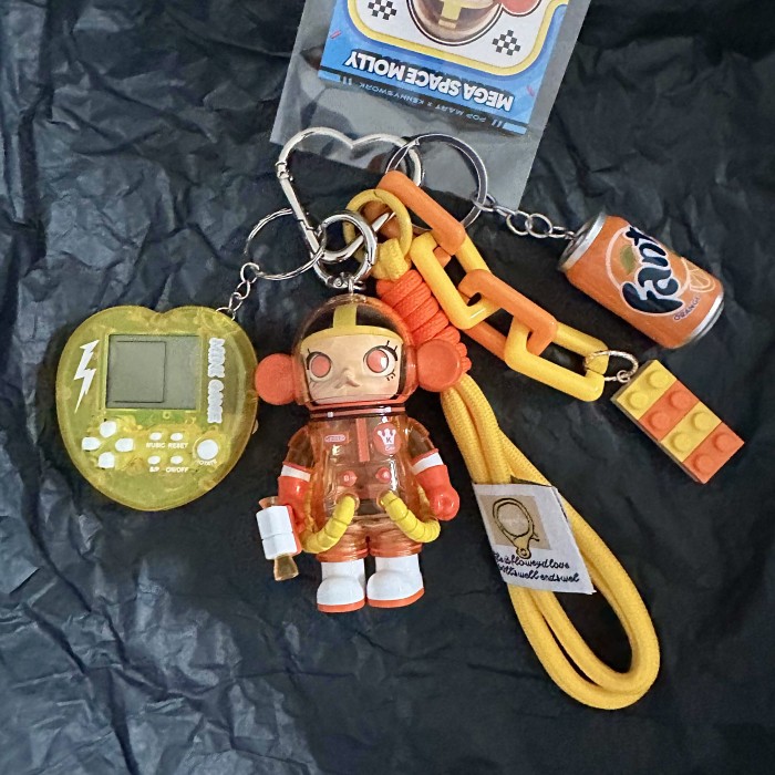 Bag Charms MEGA SPACE MOLLY100% 4.0