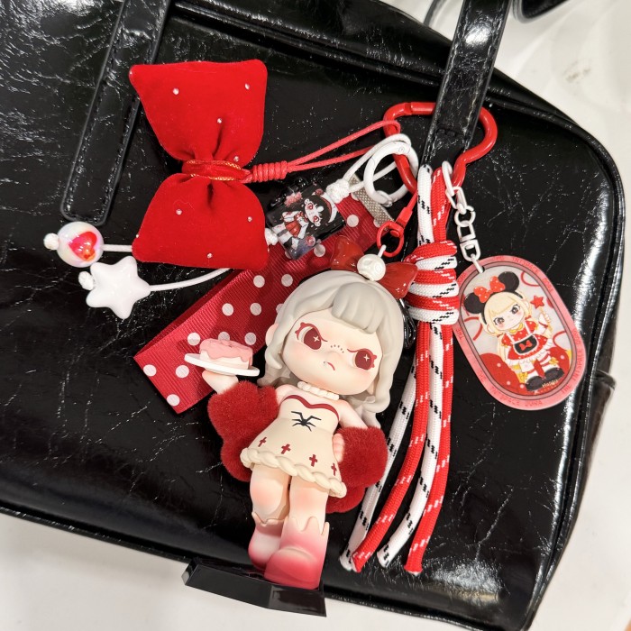 Bag Charms DORA AN IDEAL WORLD