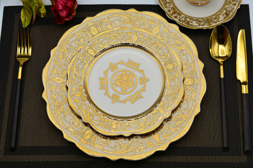 24pcs Embossed gold porcelain tableware set luxury style bone china dinner sets