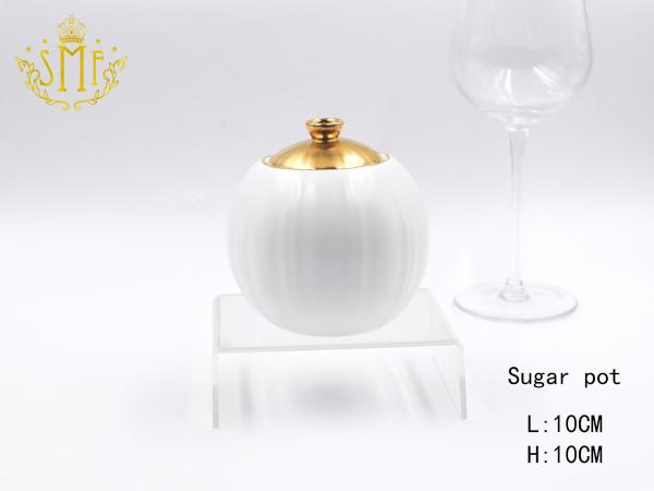 SMF A grade New Design Pumkins Shape Fine Bone China Coffee Tea Pot Set Cup and Saucer Ceramic Desserts Plate with Hand-painting gold decoration craft for home and restaurant tea time