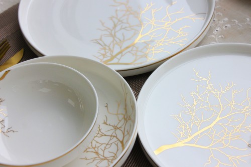 SMF Custom New Real Gold Design New Bone 16pcs Dinnerware LFGB REACH standard for Home Restaurant