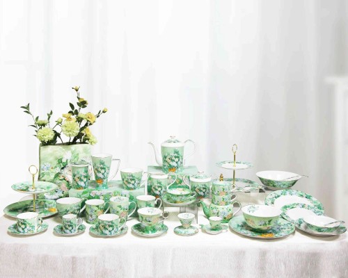 Wholesale Tea Cup Set Coffee Mug Fine Bone China Dinner Set White Rose Style Delicate Packaging Ideal for Home Office Father Gifts