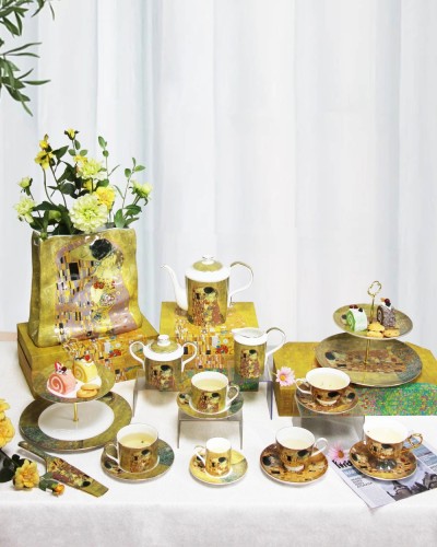 Personalized Classic Fine Bone China Dinner Set Kremlin Style, Delicate Packaging, Ideal for Birthday Gifts, Lead & Cadmium Free