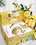 Valentine' Day Nice Gift Kremlin Kiss Design Fine Bone China Tea Pot Set 2 in 1 Tea & Coffee Set with Premium Gift Box