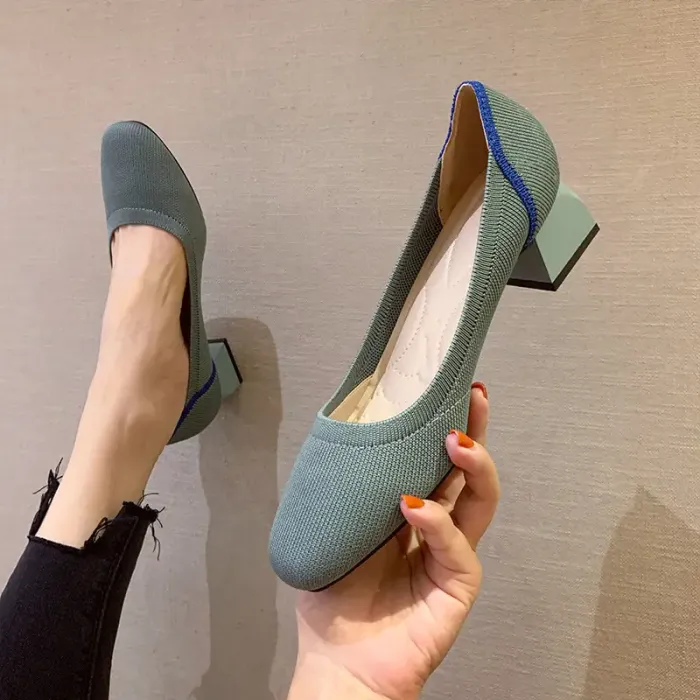 【チャンキーヒールパンプス】3D立体編み　究極な履き心地 柔らかくて伸縮性抜群！ 足に優しくフィット。