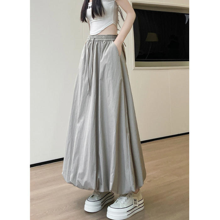 着痩せA字シルエットのロングバルーンスカート