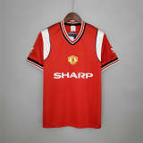 Manchester United 1985-86 home soccer jerseys