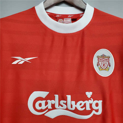 Liverpool 1998-99 home soccer jerseys