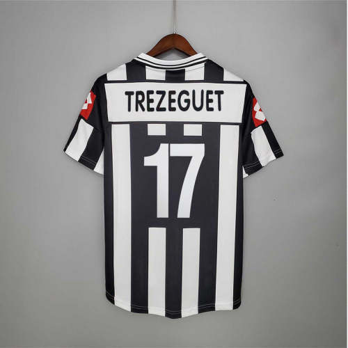 Juventus 2001-02 home soccer jerseys