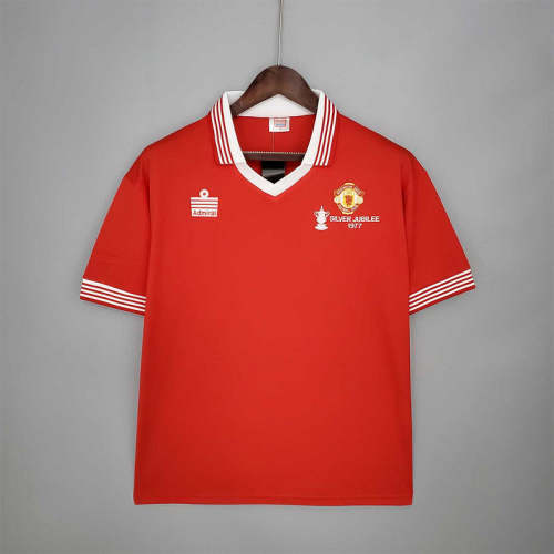 Manchester United 1977 home soccer jerseys