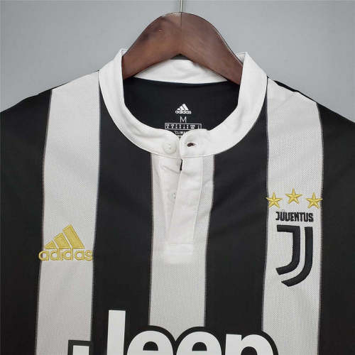 Juventus 2017-18 home soccer jerseys