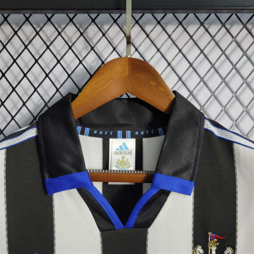 2000-2001 Newcastle home soccer jerseys