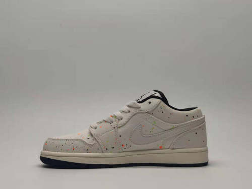 AJ1 D Watercolor dot
