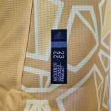 Manchester United 2022-23 yellow goalkeeper player version soccer jerseys